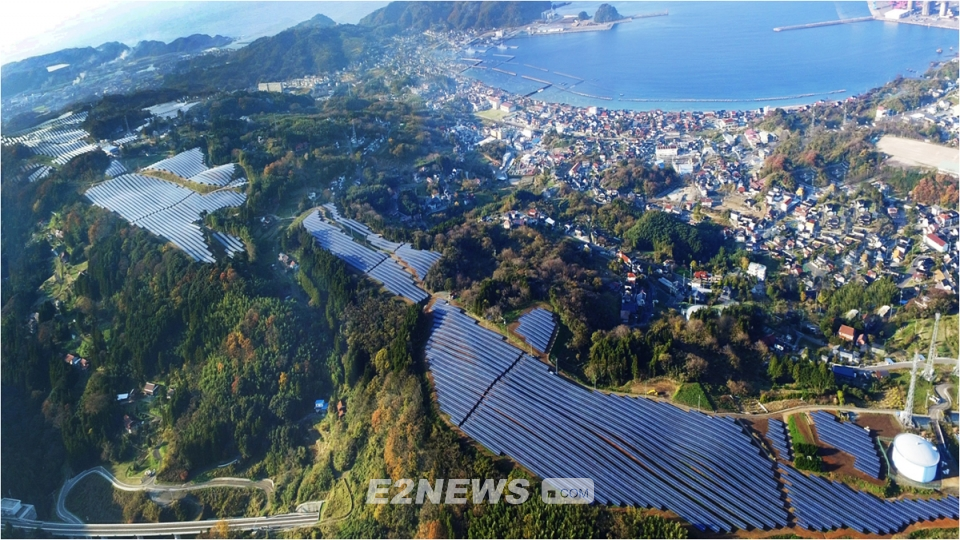 ▲화웨이 인버터가 설치된 일본 시마네현 태양광발전소 전경