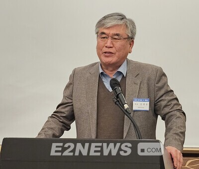 김춘동 신재생에너지협회 신임부회장이 소감을 밝히고 있다.